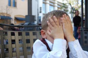 背中ニキビを温泉で治療するのは恥ずかしいのか？