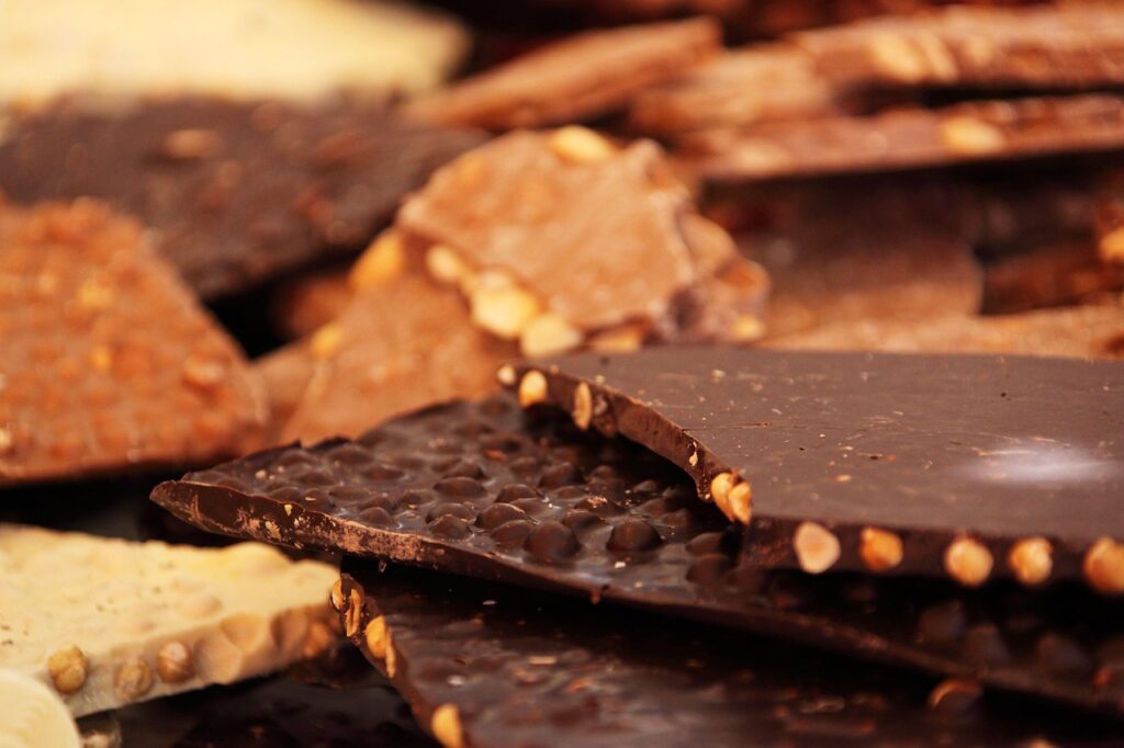 背中ニキビとチョコレートの関係は本当にあるの？
